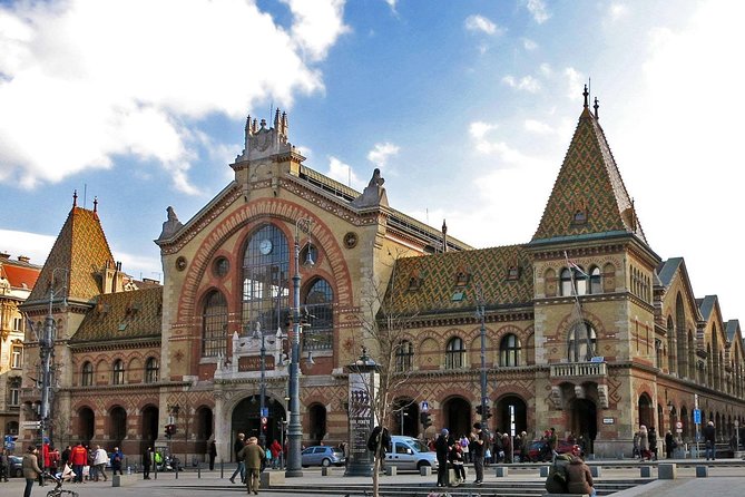 Private City Tour in Budapest 6 hours - Stop 4: The Buda Castle area, Matthias Church, and Fishermen’s Bastion