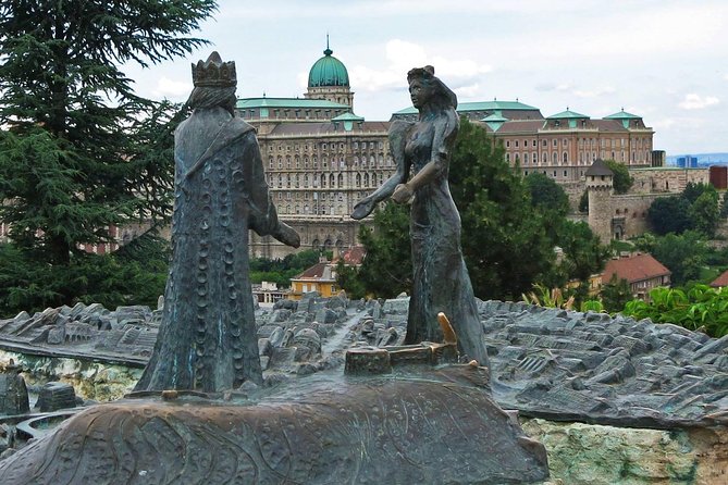 Private City Tour in Budapest 6 hours - Stop 6: Budapest’s Jewish Quarter and the synagogue streets