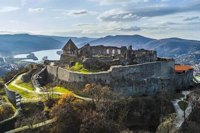 Private Danube Bend Visegrad and Szentendre Tour With Transport - Key highlights at a glance