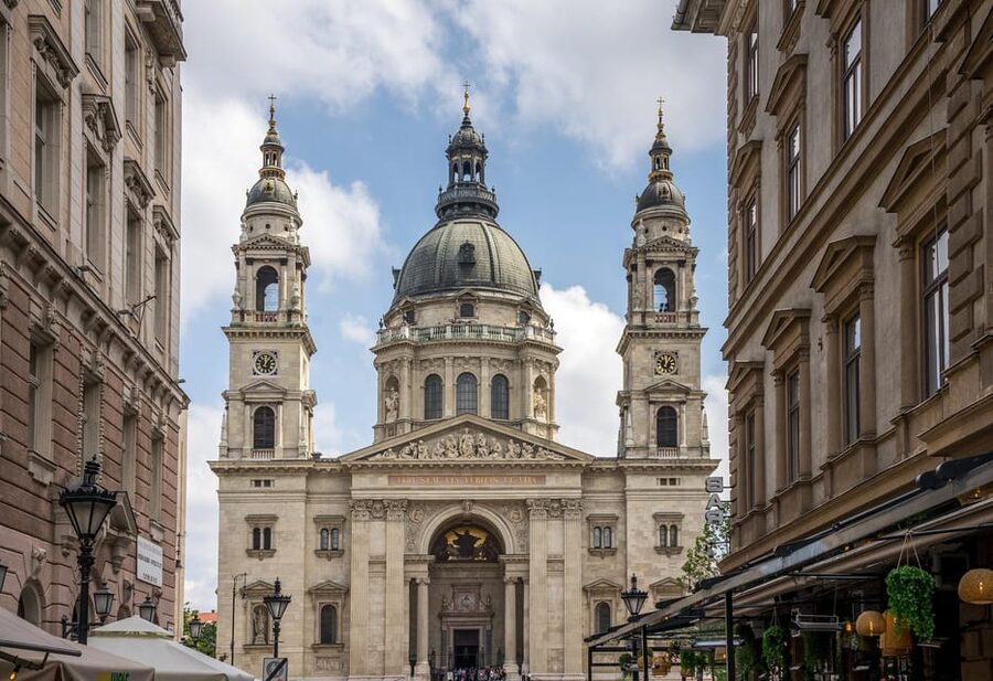 Private tour: Budapest>Szentendre>Visegrád>Esztergom & back - Transfers and timing: how to make the day feel effortless