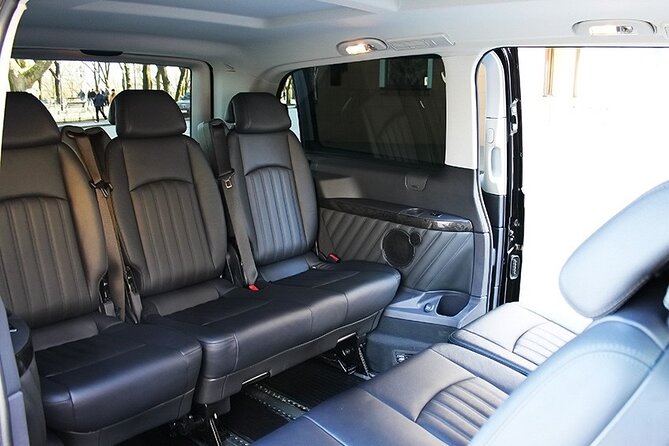 Private Transfer Budapest Airport BUD to Budapest by Car or Van - The meet-and-greet process that saves you stress