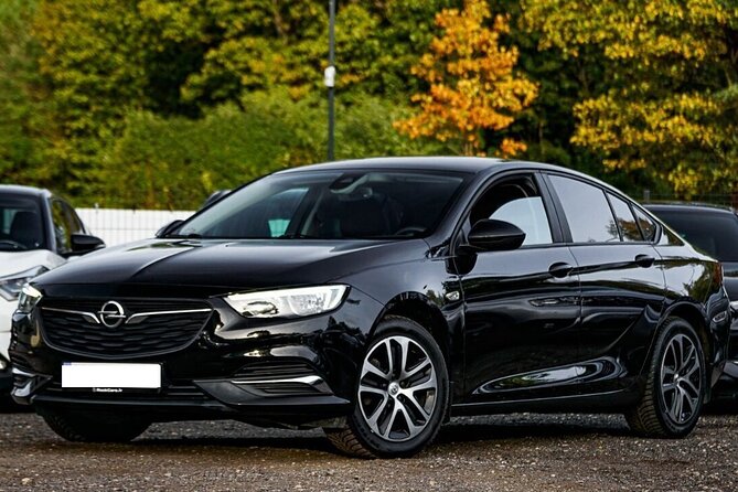 Private Transfer Budapest Airport BUD to Budapest by Car or Van - Luggage and what to pack for the smoothest pickup