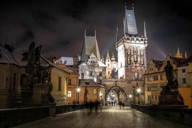 Private Transfer from Budapest to Prague, English-speaking driver - Door-to-door Budapest to Prague, done the stress-free way