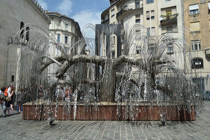 Private Walking Tour in The Jewish District Budapest - Kazinczy u. 55: the “façade reveals secrets” moment