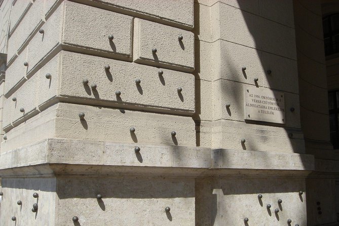 Rise Against the Soviet: The 1956 Revolution - Private Tour - Radio Budapest, revolutionaries asking for the world