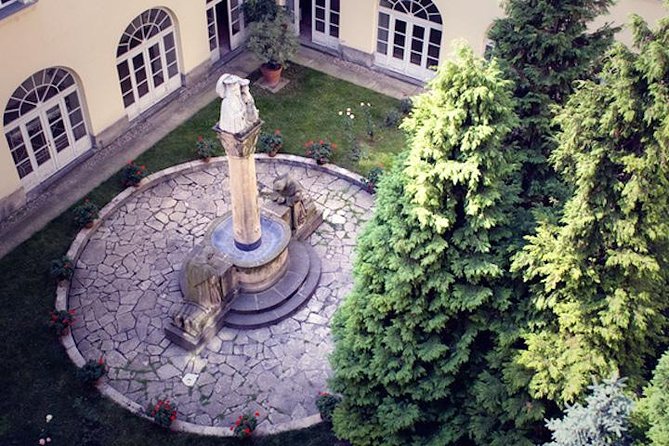 Secret Gardens and Squares Downtown | Walking Tour of Budapest - Why Budapest’s secret doors are the whole point