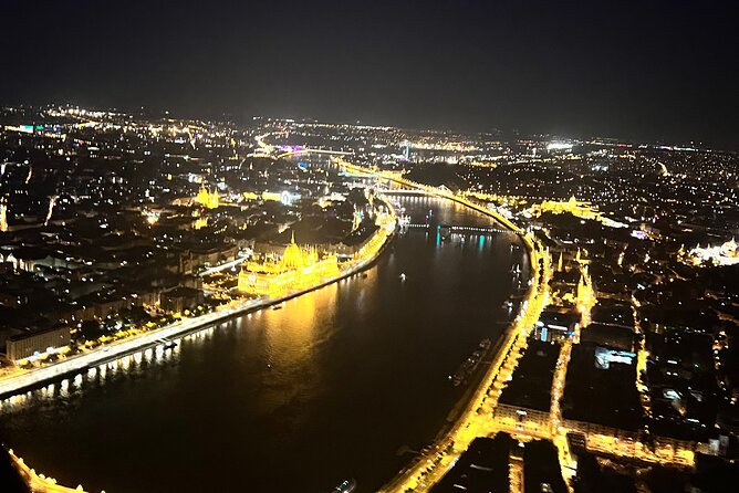 Sightseeing flight over Budapest - Language and group size: good for pairs, families, and special occasions