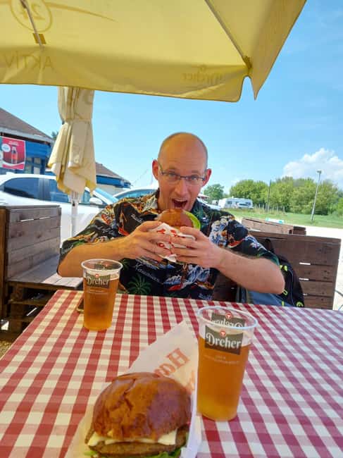 Szentendre by Bike: Self Guided Bike Rental Package! - Bike setup and included gear: what you get, and why it matters