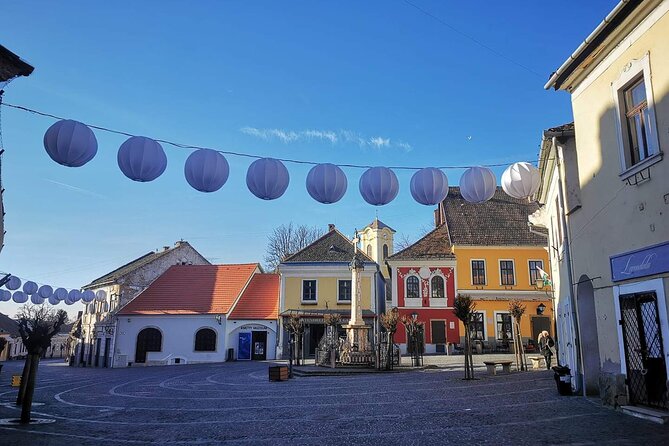 SzentEndre-SaintAndrew City Privately Shopping and Picturesque - Szentendre Shopping Streets: Baroque Charm and Art-World Energy