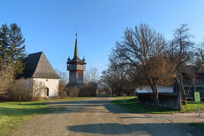 Szentendre, Visegrád & Esztergom Private Danube Bend Tour - Private pickup in Budapest, plus built-in comfort
