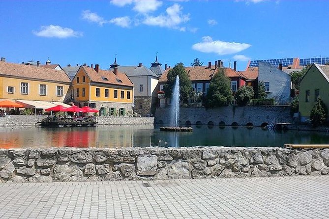Tapolca Cave Lake and Tihany/ Balaton private tour from Budapest - Kinizsi Castle: A Historical Stop Built Into the Day
