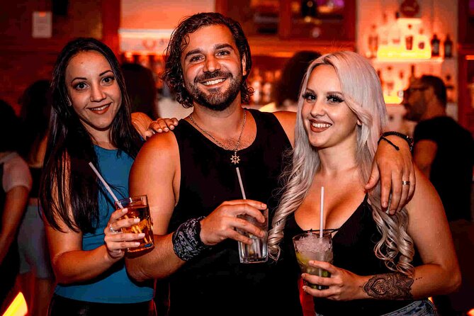 The Original Budapest Pub Crawl – Free Shots, Games & VIP Entry - Meeting at Becketts, and how to not lose your group