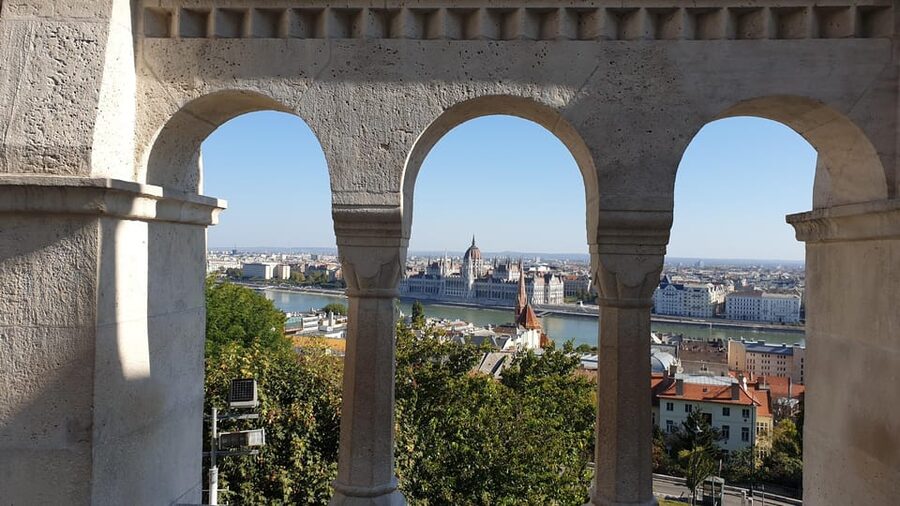 The Ultimate Private Kickstart Tour of Budapest - Metro to the Basilica and Parliament: reading the Pest skyline