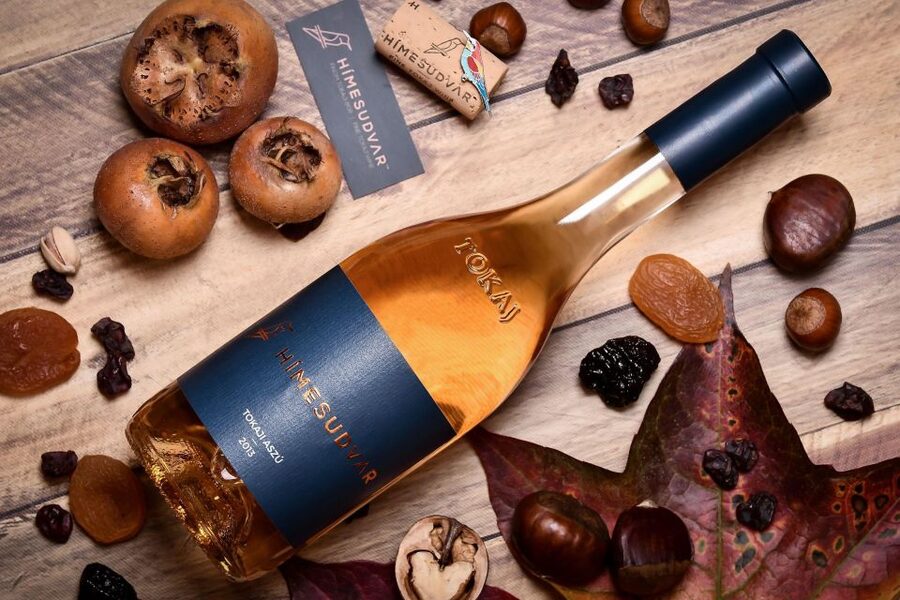 Tokaj: Classic Wine Tasting - The tasting lineup: six Tokaj wines from dry to Tokaji Aszú