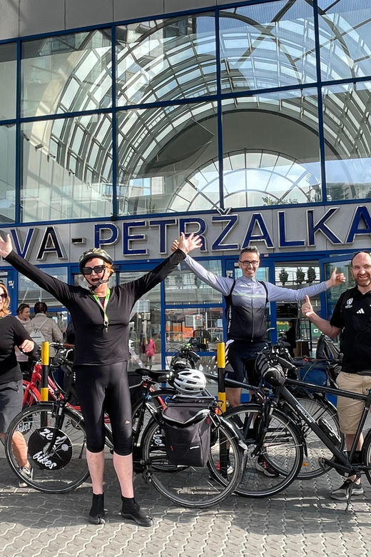 Vienna-Budapest Bike Rental with Bike Delivery - Danube Bend Riding: Esztergom and Visegrád as Big Stop-Moments
