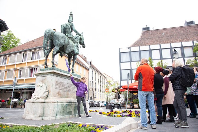 Walking tour in the Buda Castle incl. Fisherman's Bastion - The “luck” stop: András Hadik’s equestrian statue