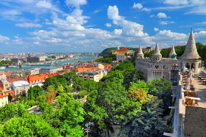 Welcome to Budapest 3 hrs Must See Private Tour by car - Central Market Hall and Dohány Street Synagogue: local life plus a solemn anchor