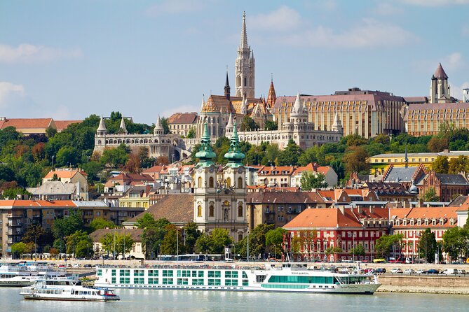 Welcome to Budapest 3 hrs Must See Private Tour by car - Price and value for up to 2 people in a private group